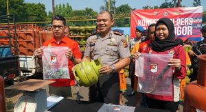 Tiga Pelaku Penyuntikan Gas LPG Dibekuk Tim Sat Reskrim Polres Bogor