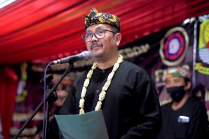 Bupati Cirebon Kukuhkan Pengurus Forum Kuwu