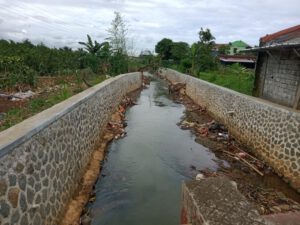 TPT Kontruksi Pasangan Batu di Sungai Waringin Diduga Melenceng Dari RAB