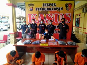 Polisi Tangkap Pelaku Pembacokan di Pasar Induk Rau di Lampung