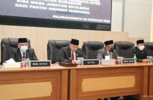 Wakil Bupati H. Iyos Somantri Hadiri PAW Anggota DPRD 1 IMG 20220226 120514