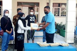 Karang Taruna dan Relawan Gen Batara Serahkan Bantuan Korban Kebakaran 1 IMG 20220312 201629