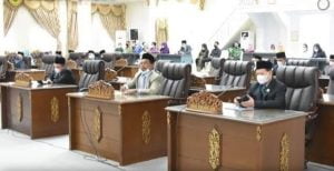 Dipimpin Ketua Dewan, DPRD Barut Gelar Rapat Paripurna Tiga Agenda Sekaligus 1 IMG 20220422 WA0078
