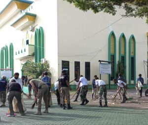 Jelang Ramadhan 1443 Hijriah, Kapten Yani Pauno Pimpin Apel Ju'mat Bersih 1 IMG 20220401 200327